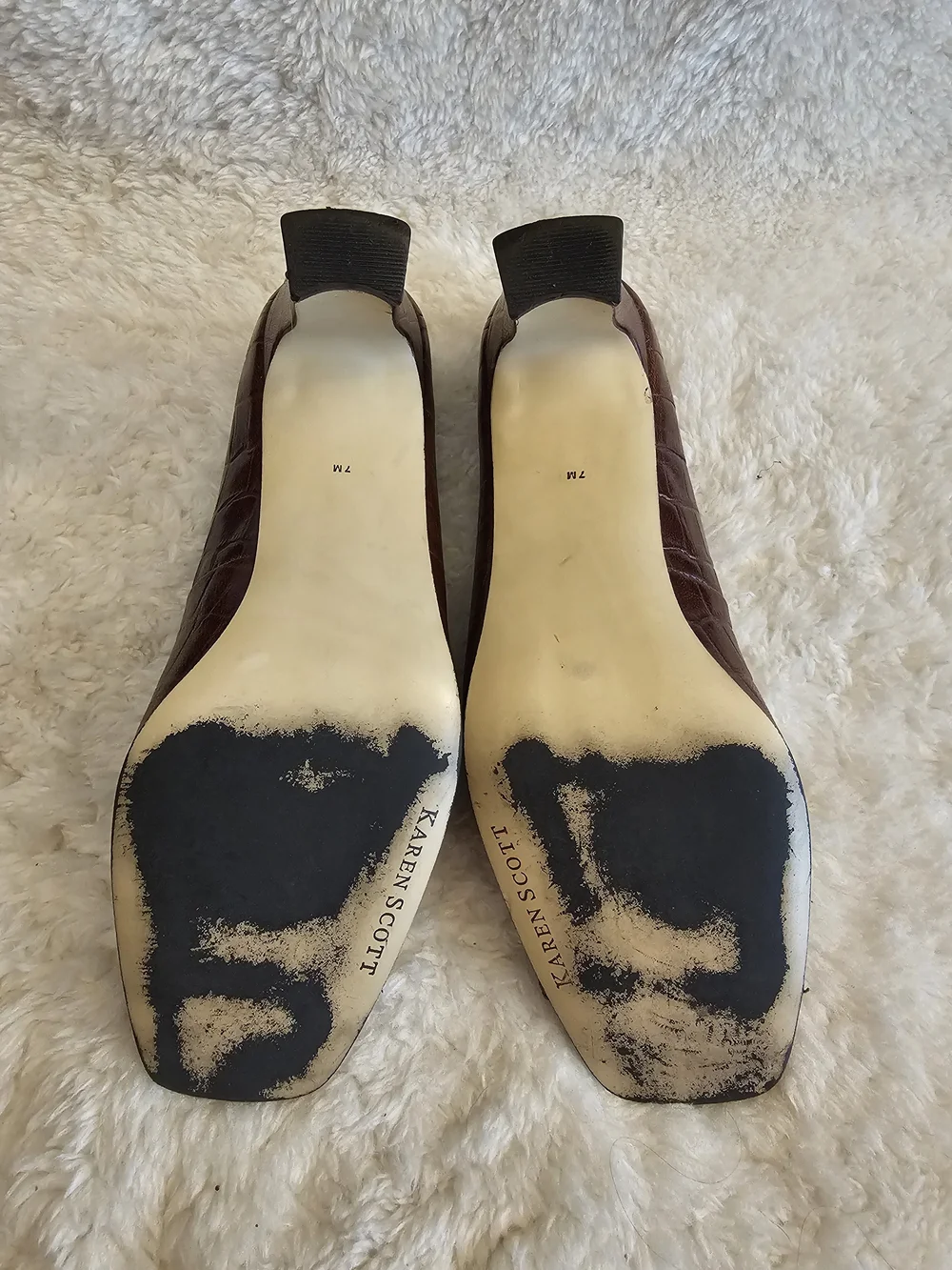 Vintage Karen Scott Croc Embossed Brown Peep Toe Heels